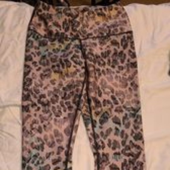 I love these! Silky feeling, high waisted, full length leggings, size small. - Picture 1 of 2